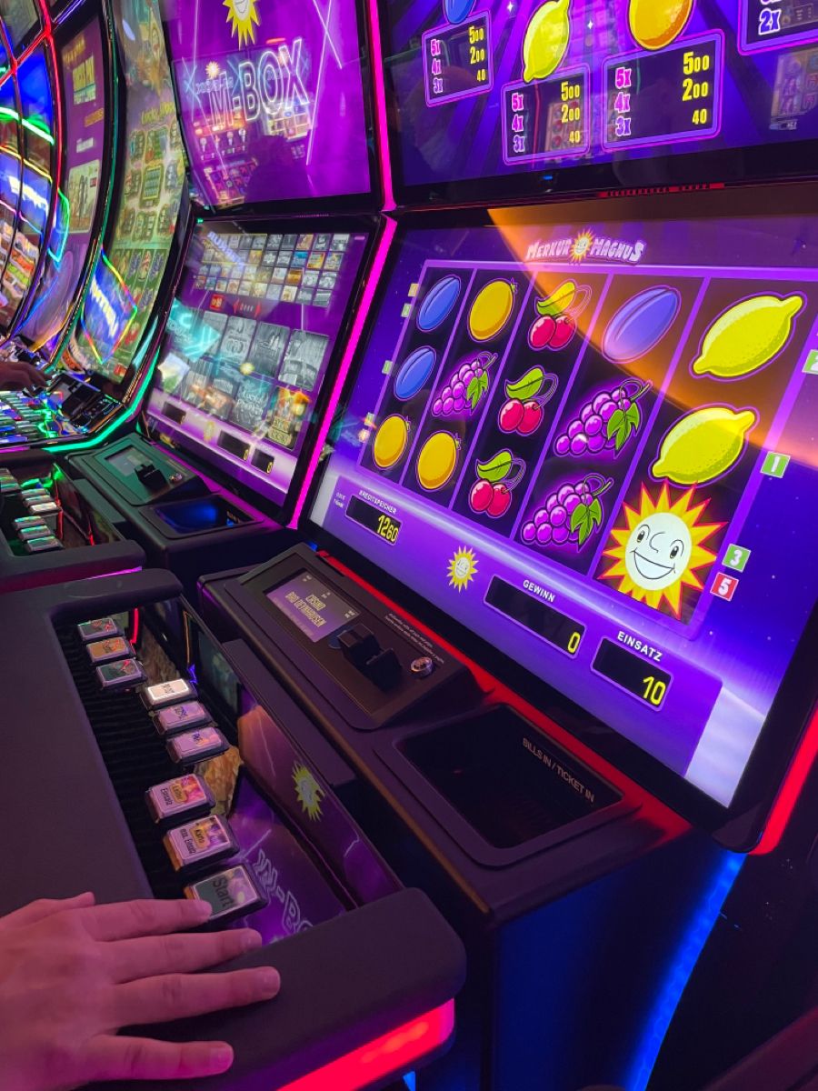 پاکستان کے نئے Jackpot Spin 777کیسینو کھلاڑیوں کے لیے خوش آمدید بونس